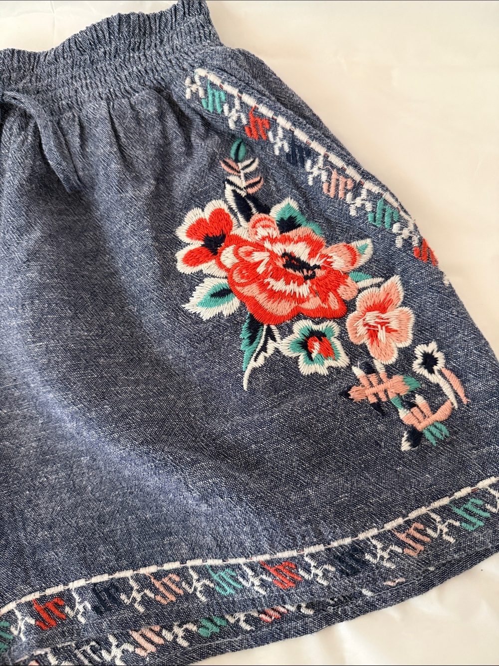 THML Boho blue cotton/denim floral Embroidered /shorts, tassel tie, size XS